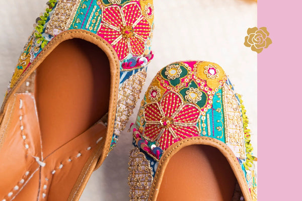 Navratri 2024 : 5 Designer Juttis to Elevate Your Garba Night Game